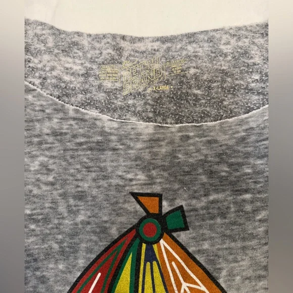 Original Retro Brand Gray Sweatshirt with Leaf Design chicago Blackhawks - Picture 2 of 2